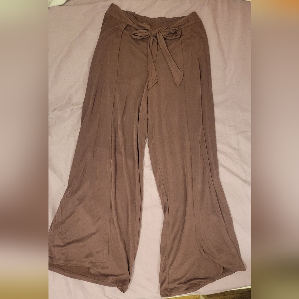 Urban Outfitters pants size small